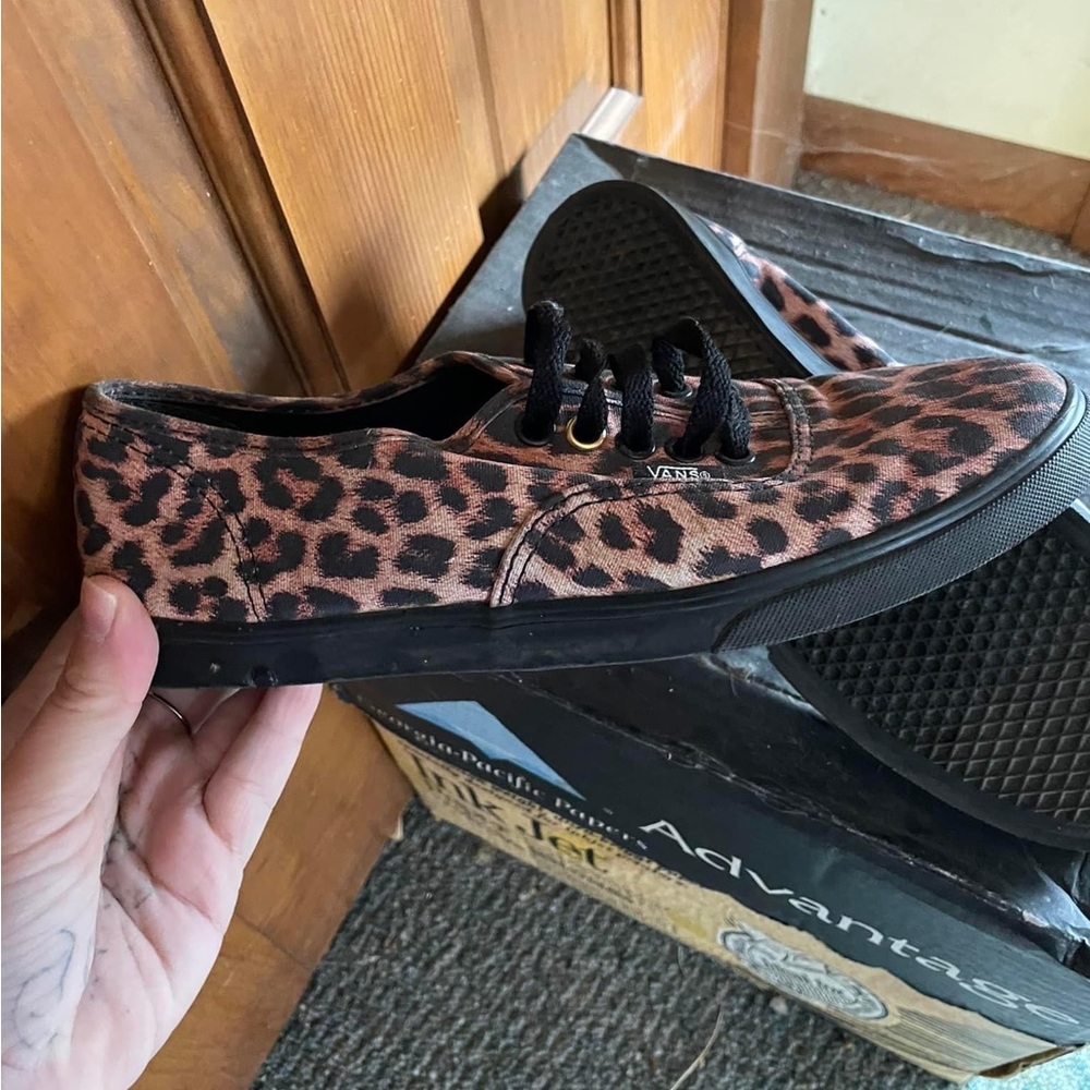Vintage cheetah vans